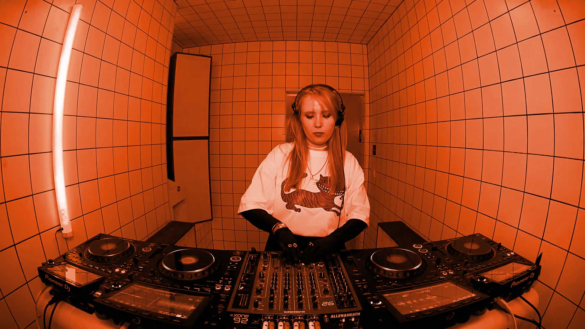 DJ Jax Xenon