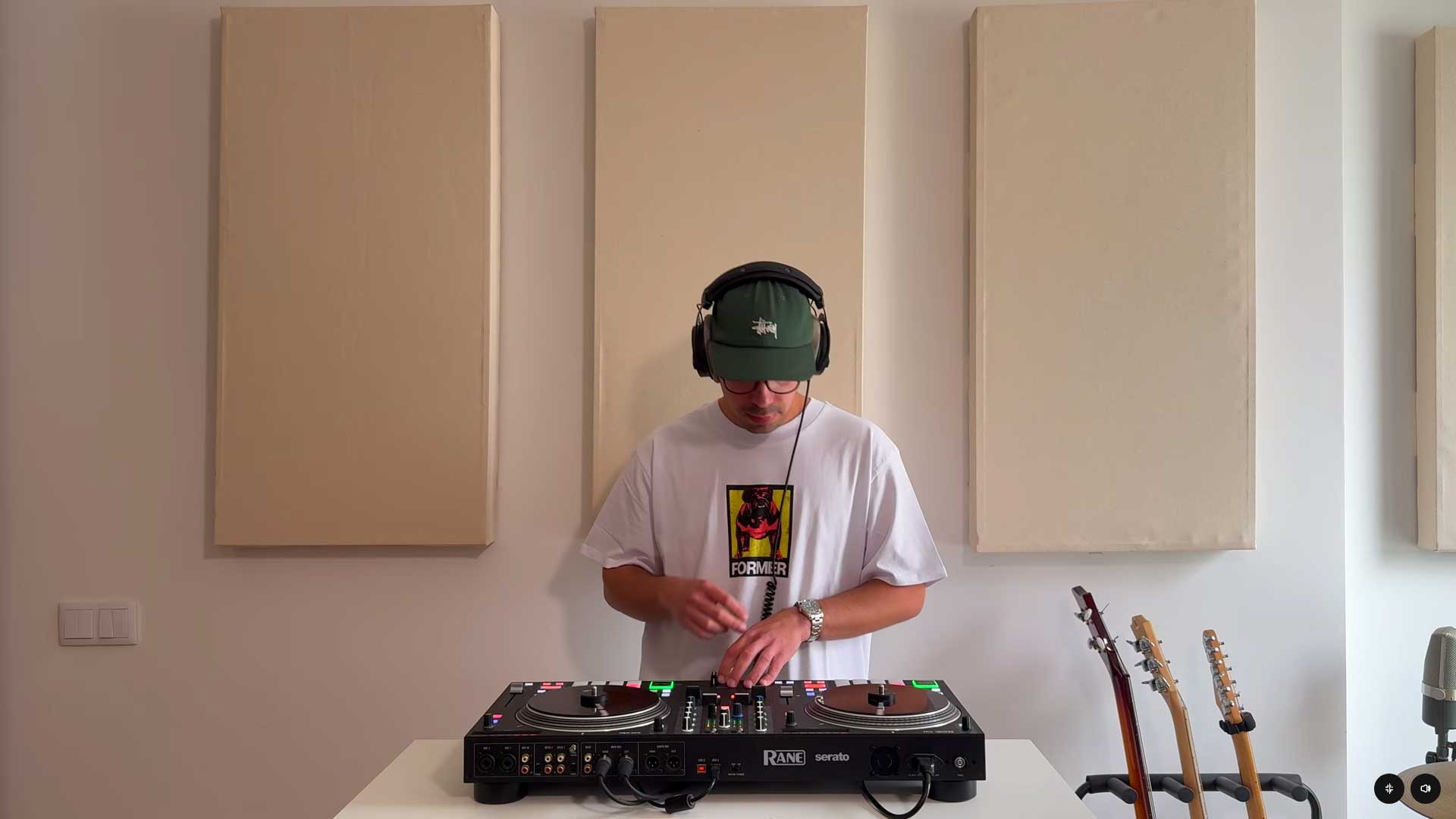DJ Alan Vibe
