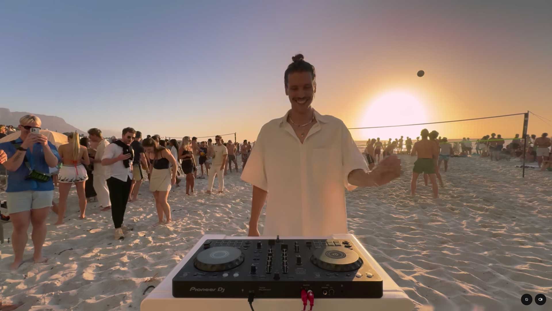 DJ Nova